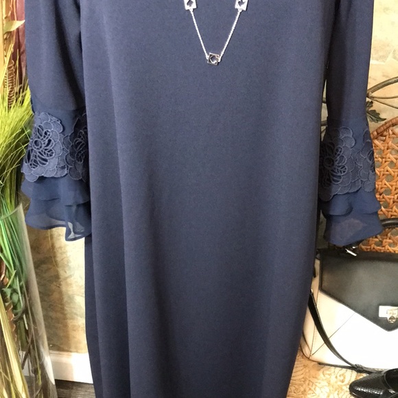 Nina Leonard 🌹 stunning deep rich navy blue dress flowered lace bell sleeve - Picture 2 of 14